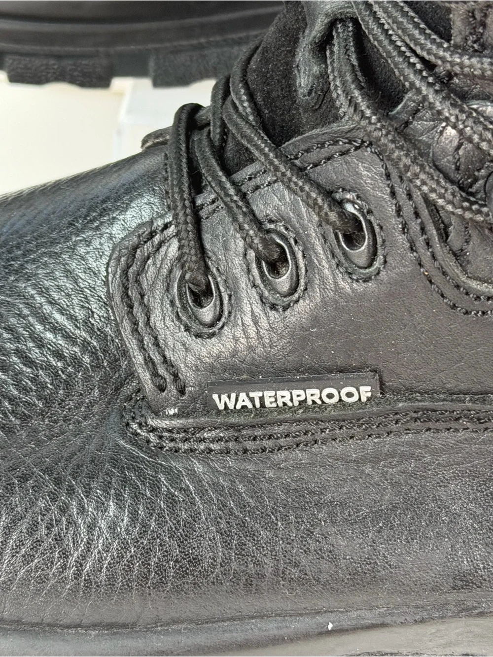 Genuine Grip S Fellas Poseidon Men’s 9 Waterproof Leather Work Hiker Boots Black